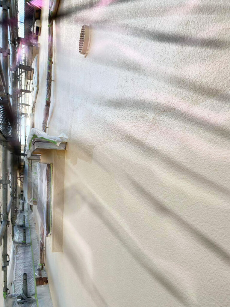 豊中市　外壁塗装リフォーム　施行中