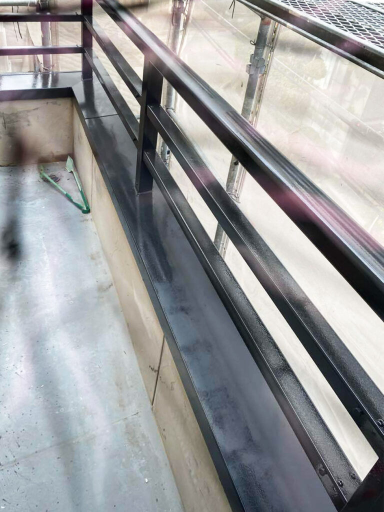 豊中市　外壁塗装リフォーム　施行中